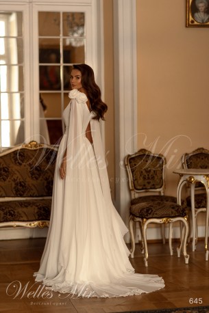 Свадебные платья Queenly Grace 2023 645-3