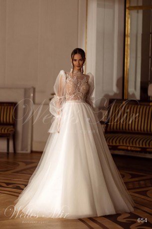 Свадебные платья Queenly Grace 2023 654-1