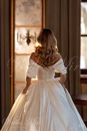 Wedding dresses Regal Romance 2023 672-4