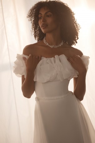Rochii de mireasa Leila Collection 2026 699-1