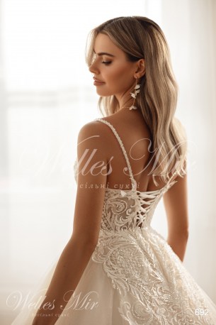 Rochii de mireasa Pearla Collection 2025 692-4