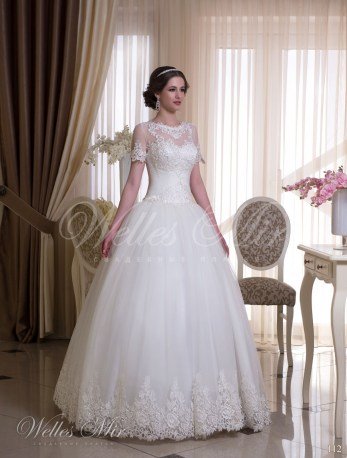 Свадебные платья Charming Elegance 112-1