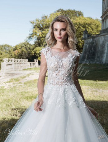 Свадебные платья Exquisite Collection 299-2