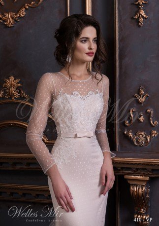Long floor-length wedding dress in a polka dot-2