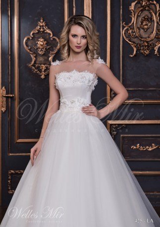 Свадебное платье с цветами из ткани-2