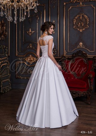 Rochie de mireasa cu un plisate curea-3