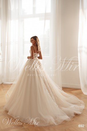 Wedding dresses Pearla Collection 2025 692-3